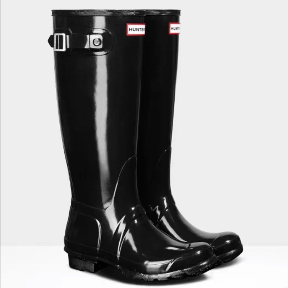 - Hunter Original Gloss Rain Boots with White Socks​